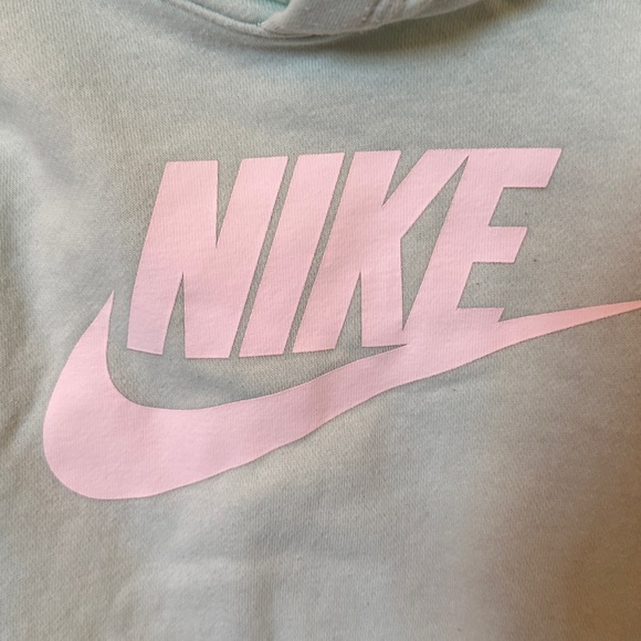 Nike Pastel Green sweatsuit with white Logo - Picture 2 of 8